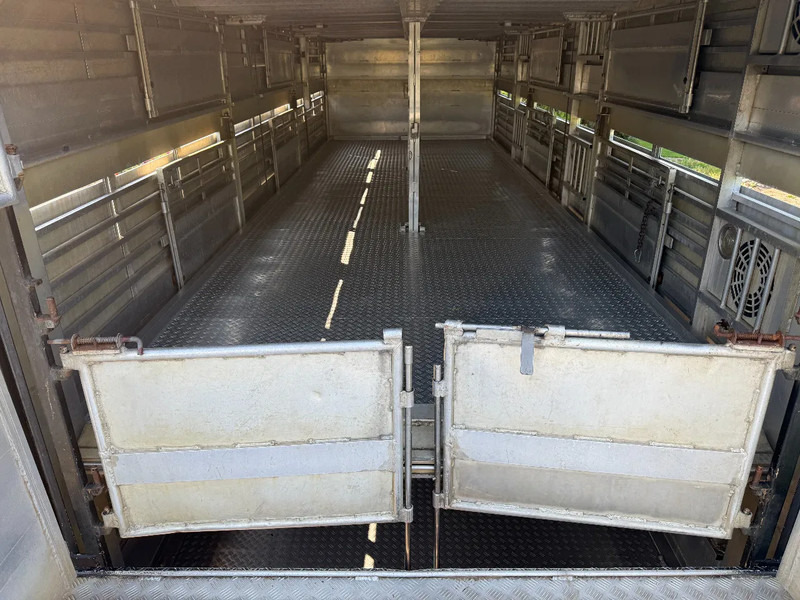 牲畜运输车 Volvo FM 300 Livestock Cuppers 3 laags 6x2：图12