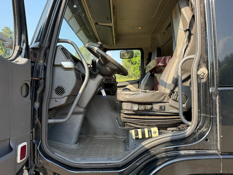 牲畜运输车 Volvo FM 300 Livestock Cuppers 3 laags 6x2：图16