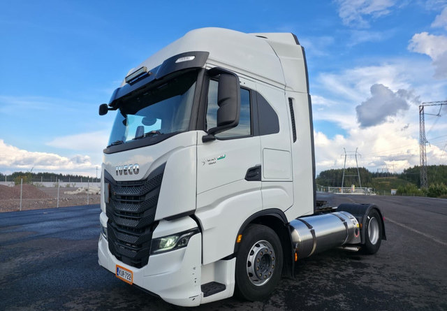 IvecoS-Way 460 4x2 LNG / LBG - 牵引车:图1 IvecoS-Way 460 4x2 LNG / LBG - 牵引车:图1