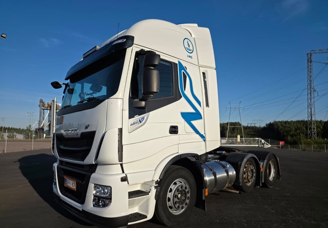 IvecoStralis 460 6x2 LNG/LBG - 牵引车:图1 IvecoStralis 460 6x2 LNG/LBG - 牵引车:图1