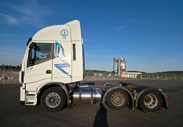 IvecoStralis 460 6x2 LNG/LBG - 牵引车:图2 IvecoStralis 460 6x2 LNG/LBG - 牵引车:图2