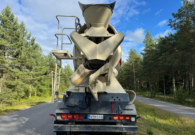 Liebherr12m3 Perävaunu - 混凝土搅拌半拖车:图3 Liebherr12m3 Perävaunu - 混凝土搅拌半拖车:图3