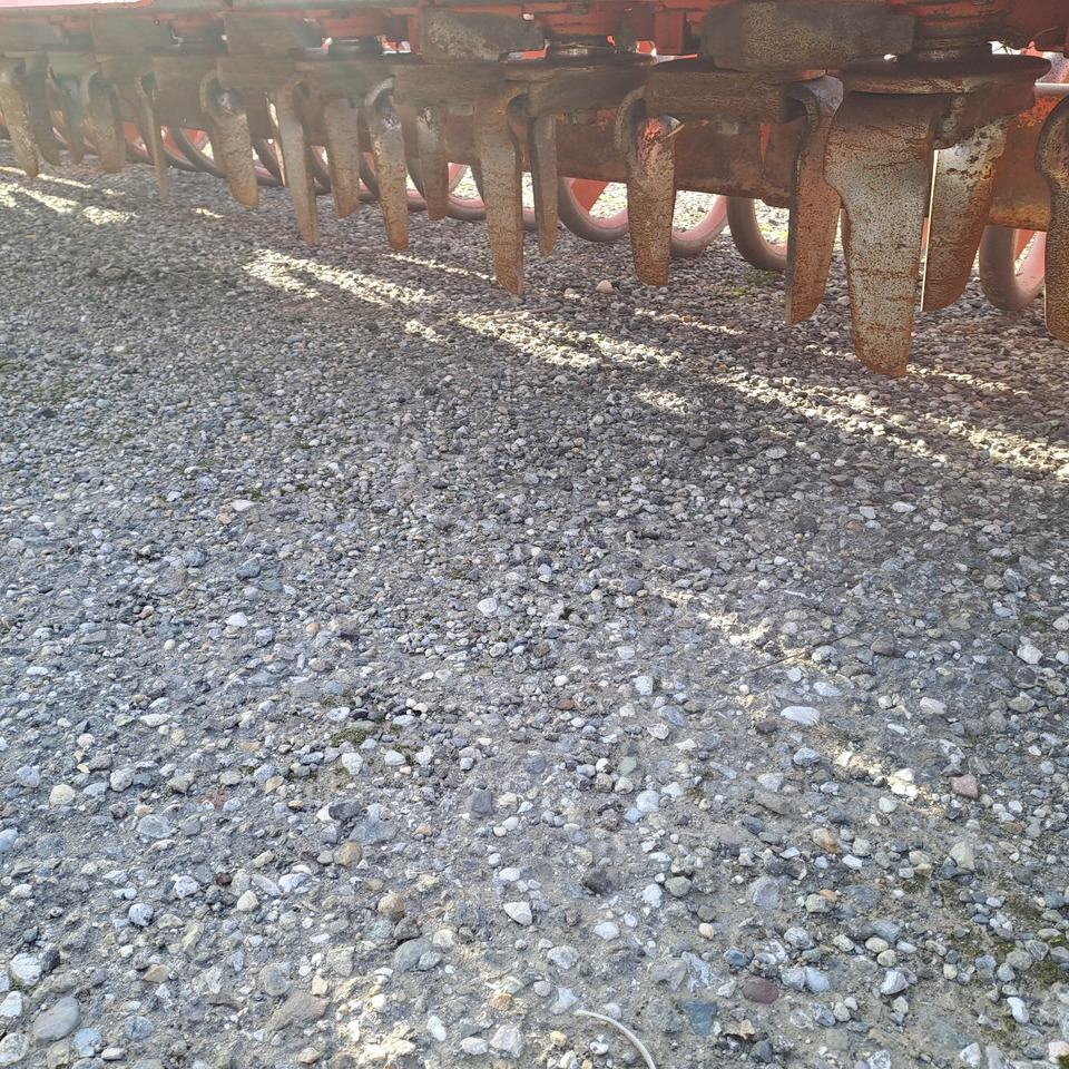 ERPICE ROTANTE PIEGHEVOLE MASCHIO AQUILA RAP 7000 - 旋耕机:图4 ERPICE ROTANTE PIEGHEVOLE MASCHIO AQUILA RAP 7000 - 旋耕机:图4