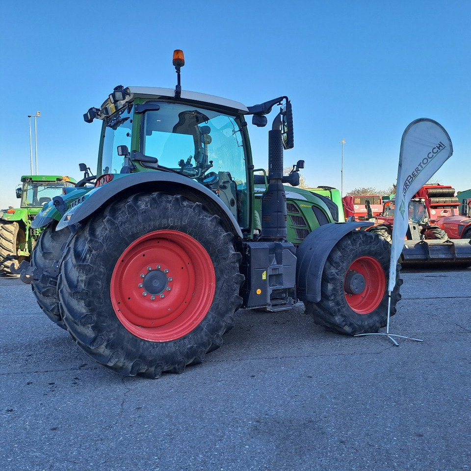 FENDT 720 VARIO PROFI - 拖拉机:图3 FENDT 720 VARIO PROFI - 拖拉机:图3