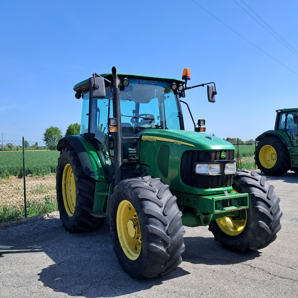 JOHN DEERE 5720 - 拖拉机:图5 JOHN DEERE 5720 - 拖拉机:图5
