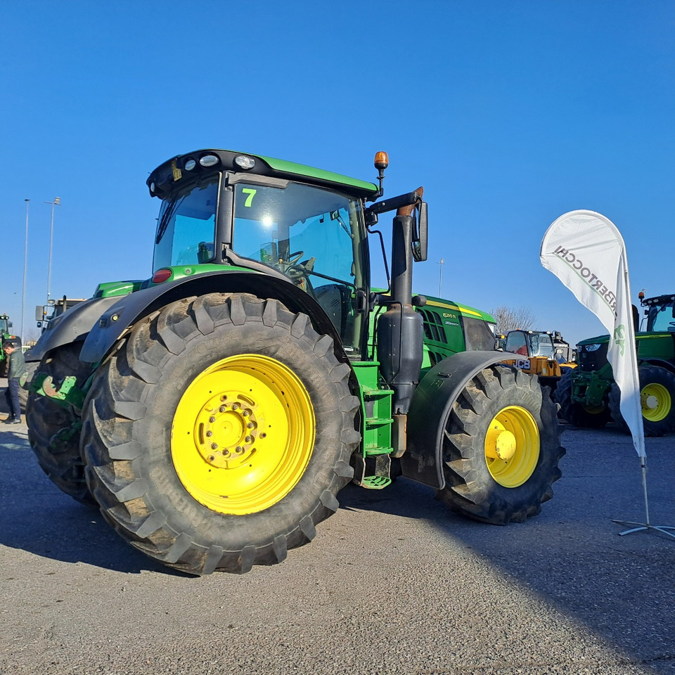 JOHN DEERE 6215R - 拖拉机:图3 JOHN DEERE 6215R - 拖拉机:图3