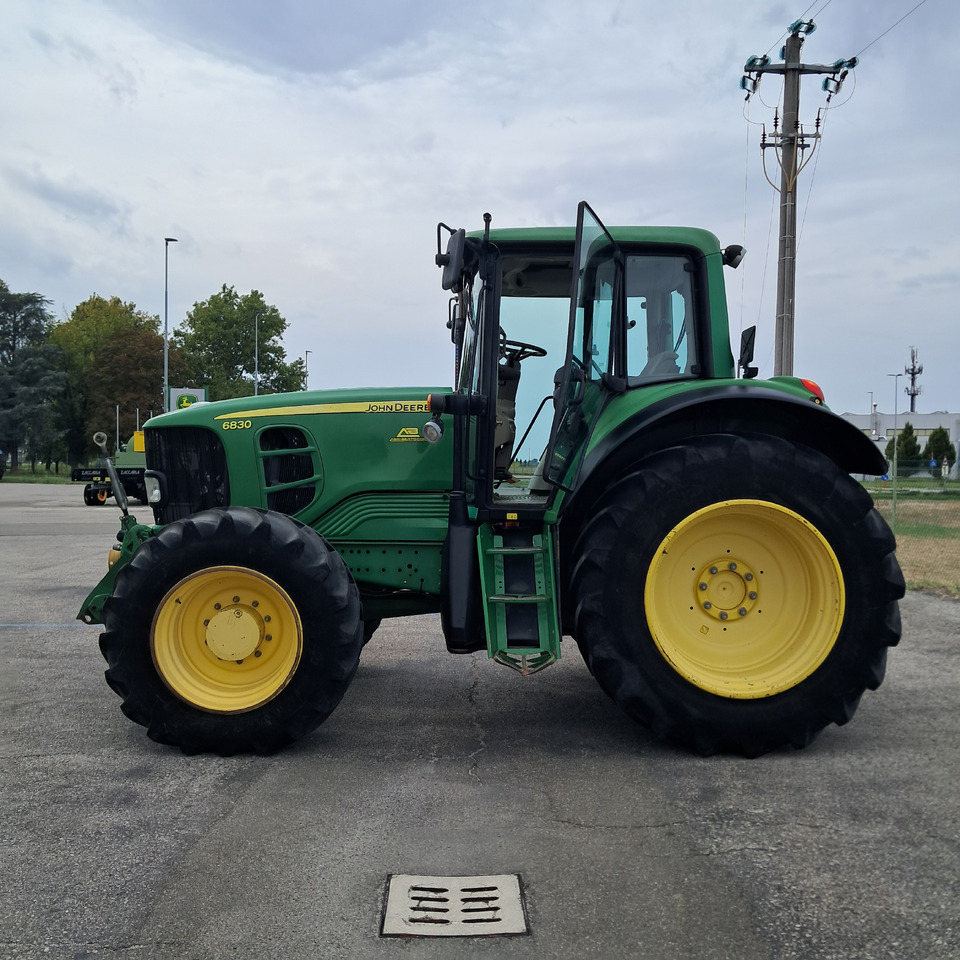 JOHN DEERE 6830 Premium - 拖拉机:图3 JOHN DEERE 6830 Premium - 拖拉机:图3