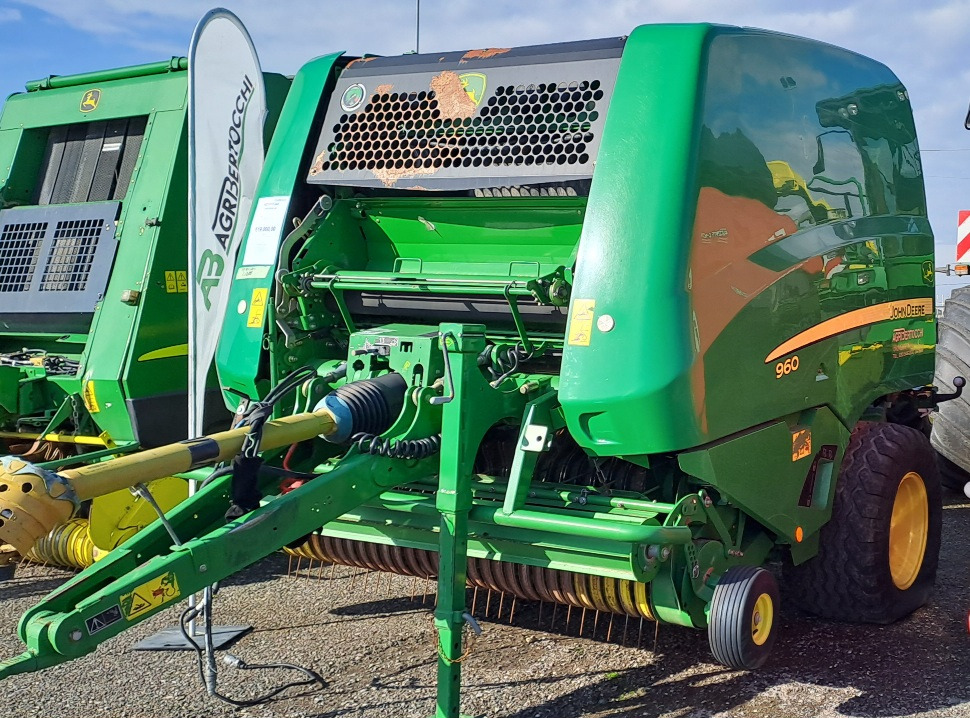 JOHN DEERE 960 - 圆形打包机:图3 JOHN DEERE 960 - 圆形打包机:图3