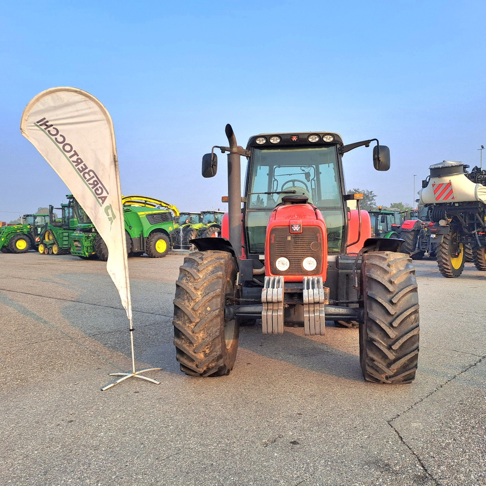 MASSEY FERGUSON 6465 DYNA 6 - 拖拉机:图2 MASSEY FERGUSON 6465 DYNA 6 - 拖拉机:图2