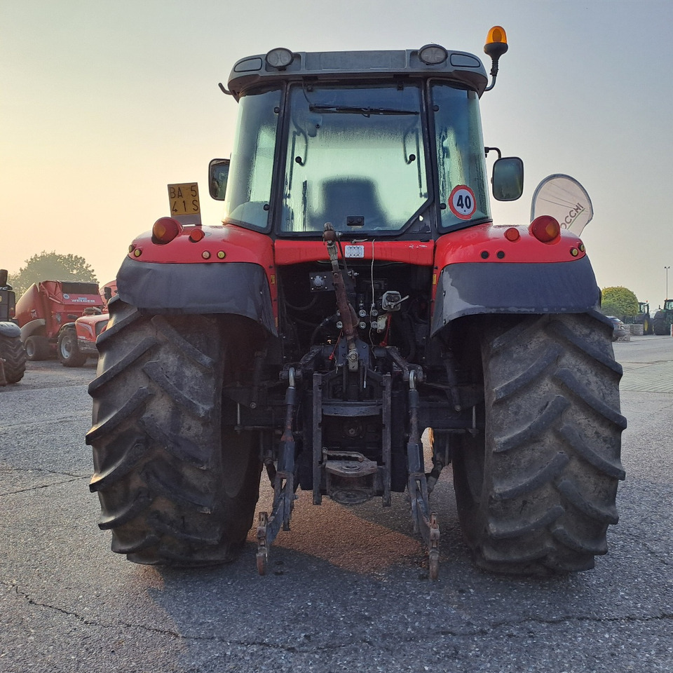 MASSEY FERGUSON 6465 DYNA 6 - 拖拉机:图5 MASSEY FERGUSON 6465 DYNA 6 - 拖拉机:图5