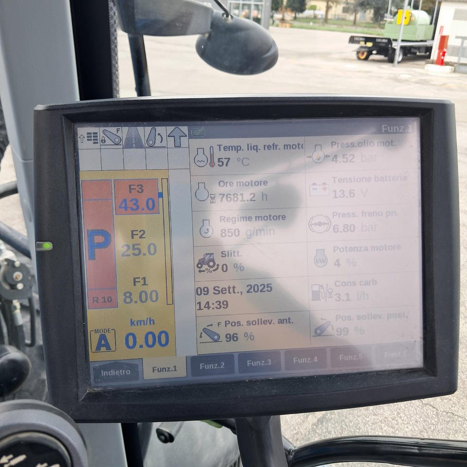 拖拉机 NEW HOLLAND T7 270：图13