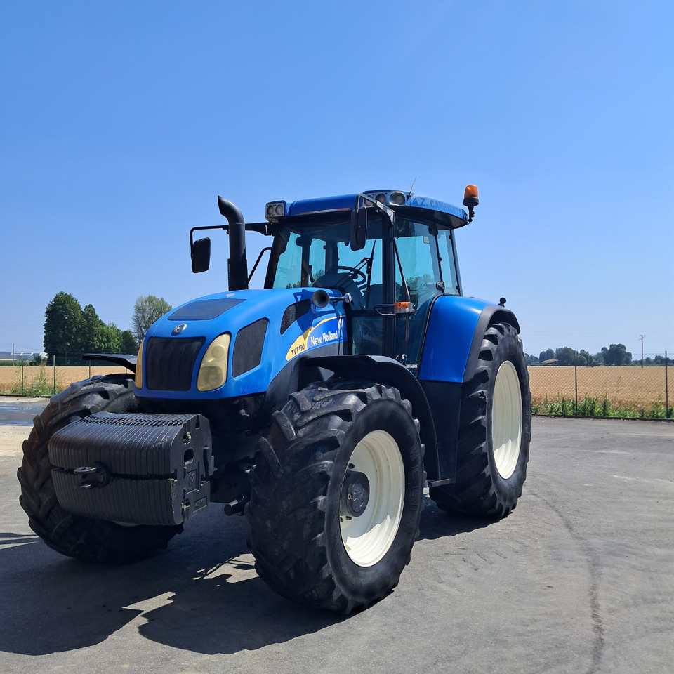 拖拉机 NEW HOLLAND TVT195：图1