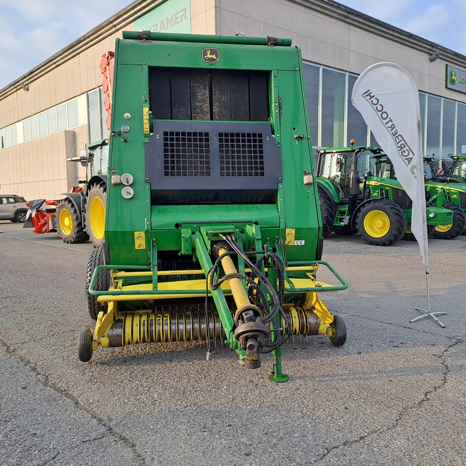 ROTOPRESSA JOHN DEERE 592 - 圆形打包机:图3 ROTOPRESSA JOHN DEERE 592 - 圆形打包机:图3