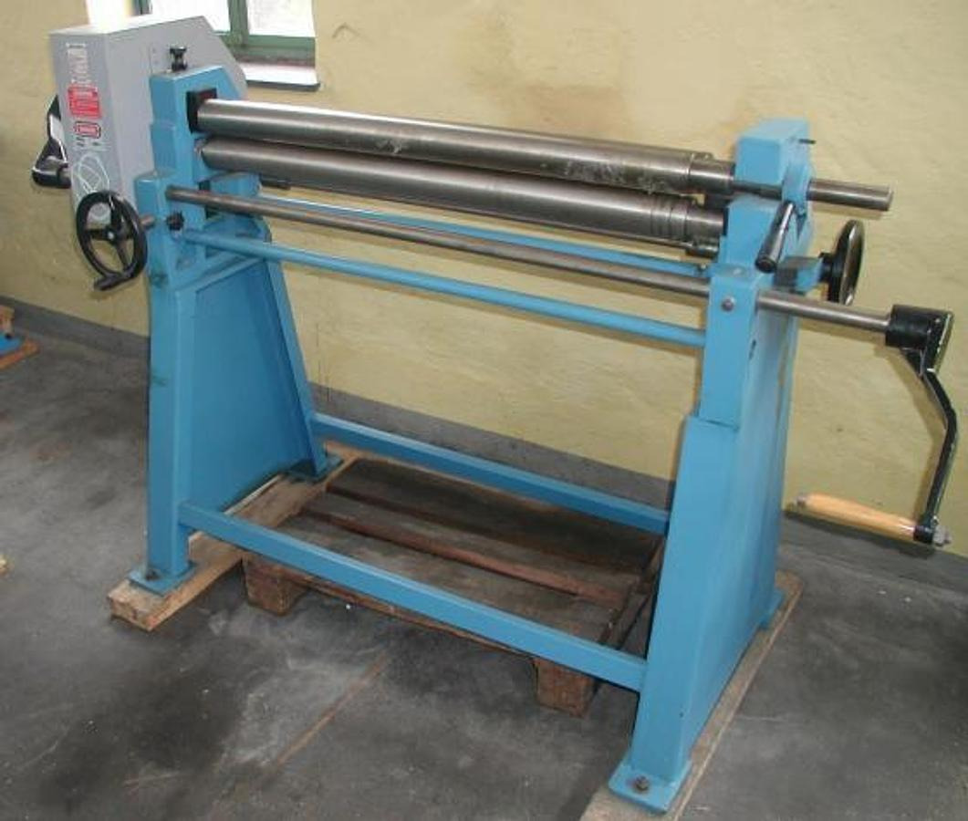 Dreiwalzen-Rundbiegemaschine AKYAPAK - 金属加工机械:图1 Dreiwalzen-Rundbiegemaschine AKYAPAK - 金属加工机械:图1