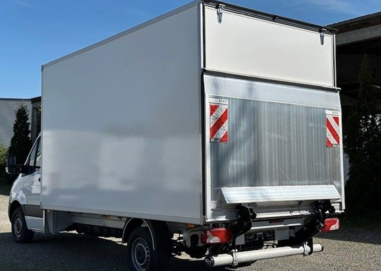 MERCEDES-BENZ Sprinter 317 CDI - 厢式卡车:图4 MERCEDES-BENZ Sprinter 317 CDI - 厢式卡车:图4