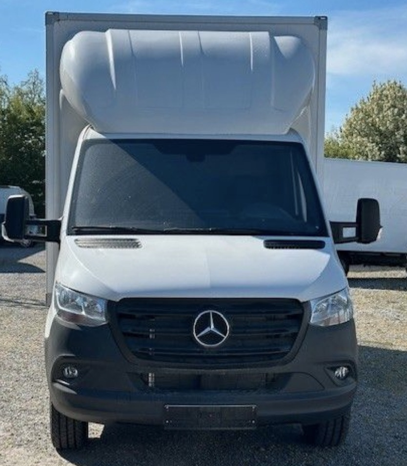 MERCEDES-BENZ Sprinter 317 CDI - 厢式卡车:图2 MERCEDES-BENZ Sprinter 317 CDI - 厢式卡车:图2