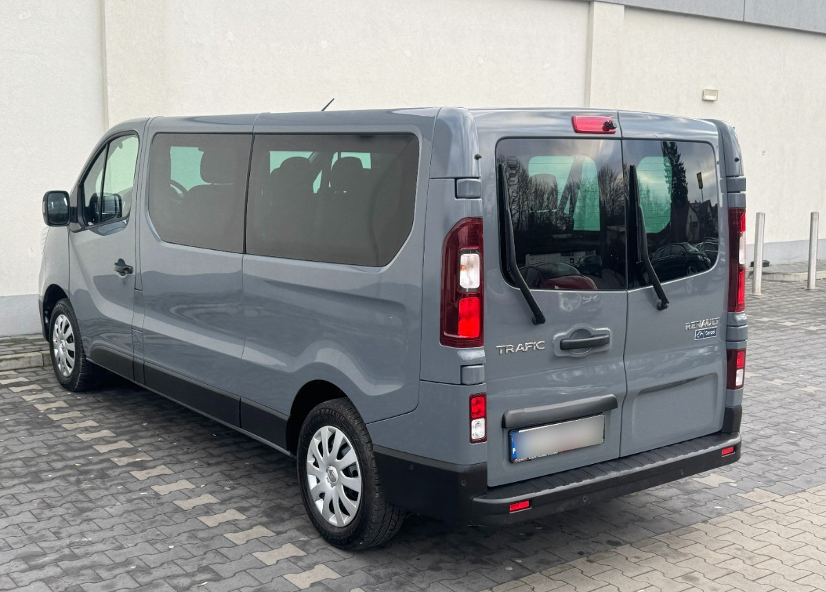Renault Trafic Long 9 osobowy 2.0 DCI 150 KM Rok 2023 Przewóz osób niepełnosprawnych - 小型巴士, 小型客车:图3 Renault Trafic Long 9 osobowy 2.0 DCI 150 KM Rok 2023 Przewóz osób niepełnosprawnych - 小型巴士, 小型客车:图3