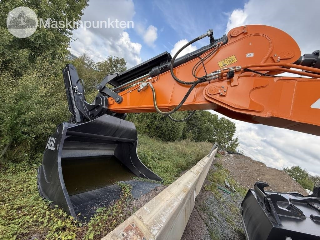 Develon 800 LC - 履带式挖掘机:图5 Develon 800 LC - 履带式挖掘机:图5