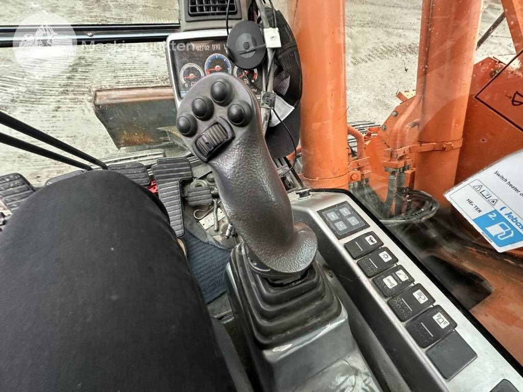 履带式挖掘机 Doosan DX 235 LCR：图18