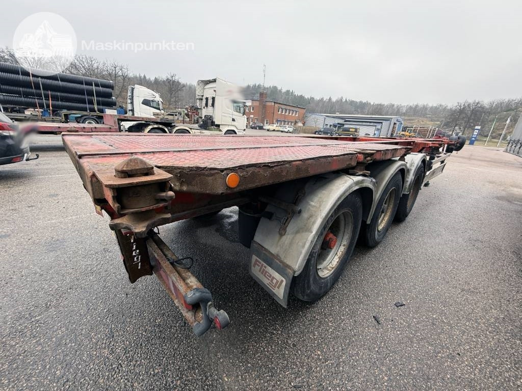 Fliegl SDS 400 - 集装箱运输车/ 可拆卸车身的半拖车:图3 Fliegl SDS 400 - 集装箱运输车/ 可拆卸车身的半拖车:图3