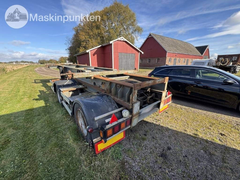 KT Tjörn Linktrailer - 集装箱运输车/ 可拆卸车身的半拖车:图2 KT Tjörn Linktrailer - 集装箱运输车/ 可拆卸车身的半拖车:图2