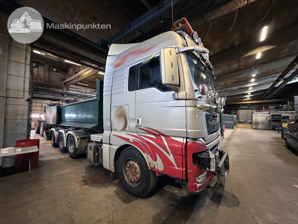 MAN TGX 35.540 - 吊钩升降车:图2 MAN TGX 35.540 - 吊钩升降车:图2