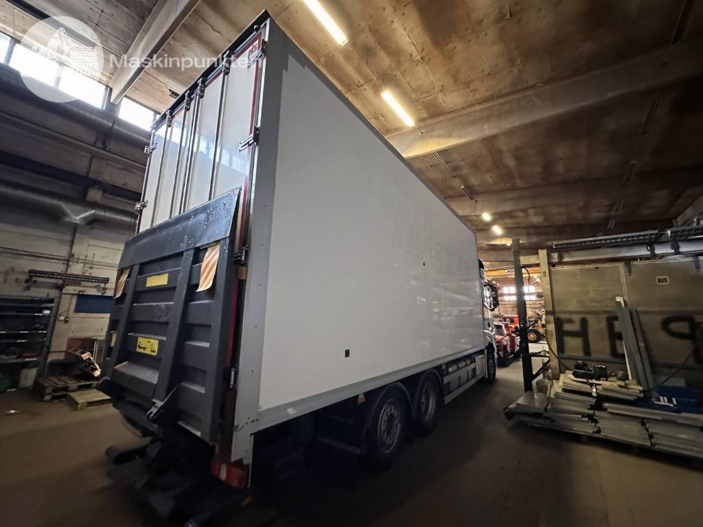 Mercedes-Benz Actros 2545 - 厢式卡车:图4 Mercedes-Benz Actros 2545 - 厢式卡车:图4