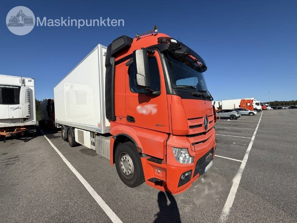 Mercedes-Benz Actros 2551 - 冷藏车:图3 Mercedes-Benz Actros 2551 - 冷藏车:图3