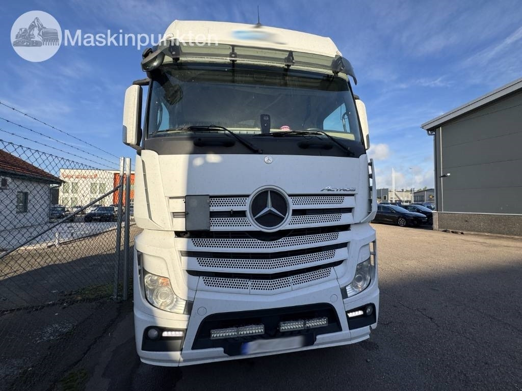 Mercedes-Benz Actros 963-4-C - 牵引车:图4 Mercedes-Benz Actros 963-4-C - 牵引车:图4