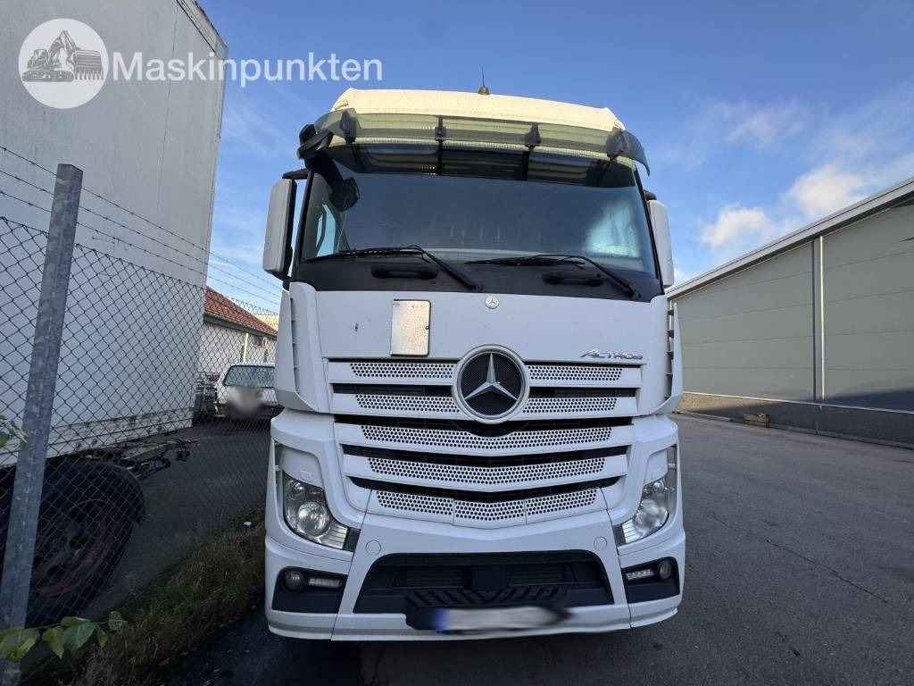 Mercedes-Benz Actros 963-4-D - 牵引车:图4 Mercedes-Benz Actros 963-4-D - 牵引车:图4