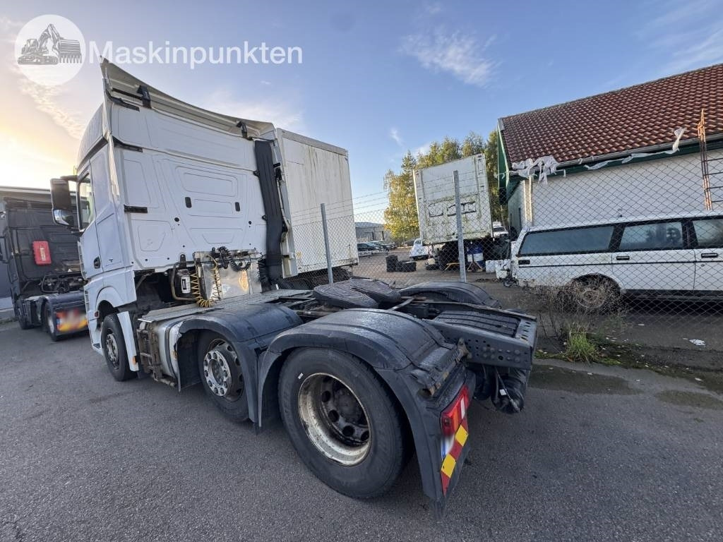 Mercedes-Benz Actros 963-4-D - 牵引车:图2 Mercedes-Benz Actros 963-4-D - 牵引车:图2