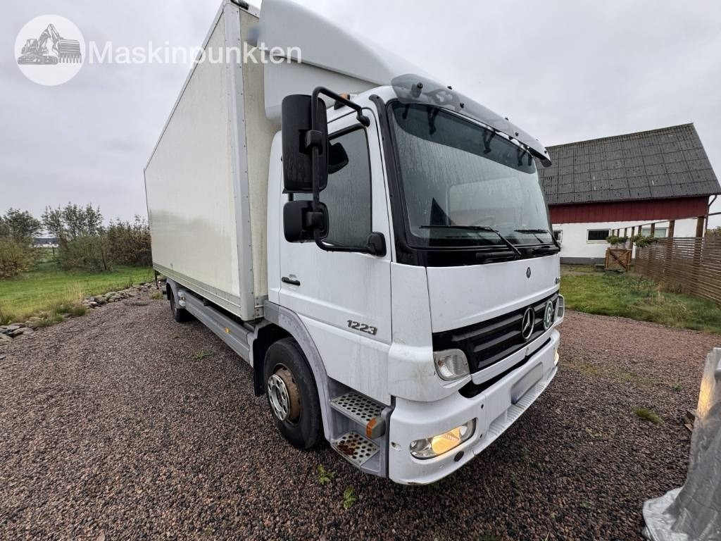 Mercedes-Benz Atego 1223 - 厢式卡车:图4 Mercedes-Benz Atego 1223 - 厢式卡车:图4