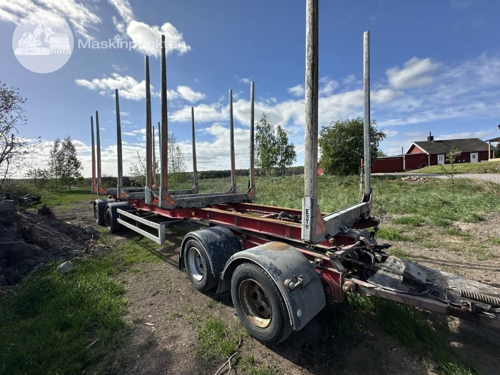 Mjölbysläpet VFL4-100-36 - 木材运输拖车:图3 Mjölbysläpet VFL4-100-36 - 木材运输拖车:图3