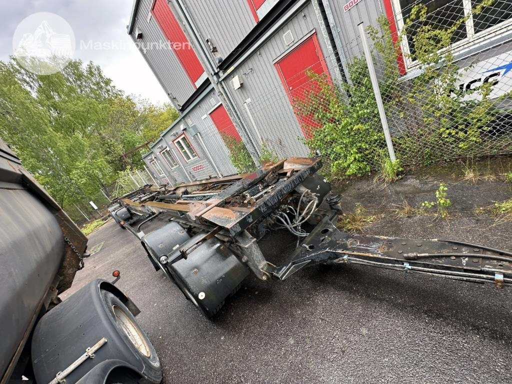 Mjölbysläpet VFP4-12,5-3 - 滚出式/ 箕斗拖车:图2 Mjölbysläpet VFP4-12,5-3 - 滚出式/ 箕斗拖车:图2