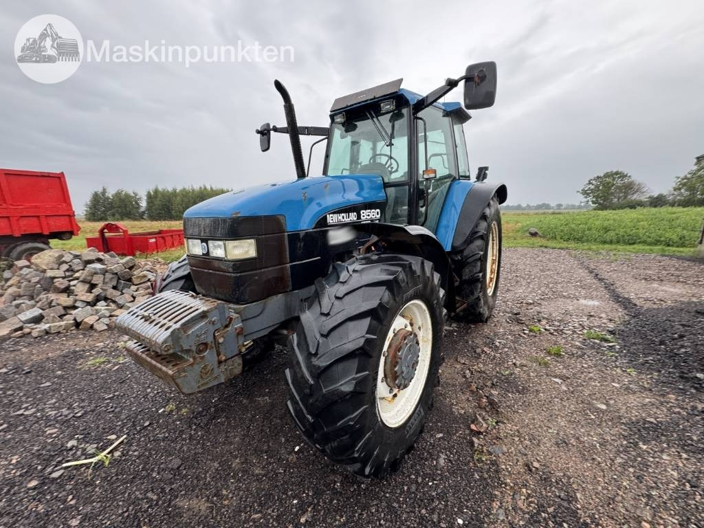 New Holland 8560 - 拖拉机:图1 New Holland 8560 - 拖拉机:图1
