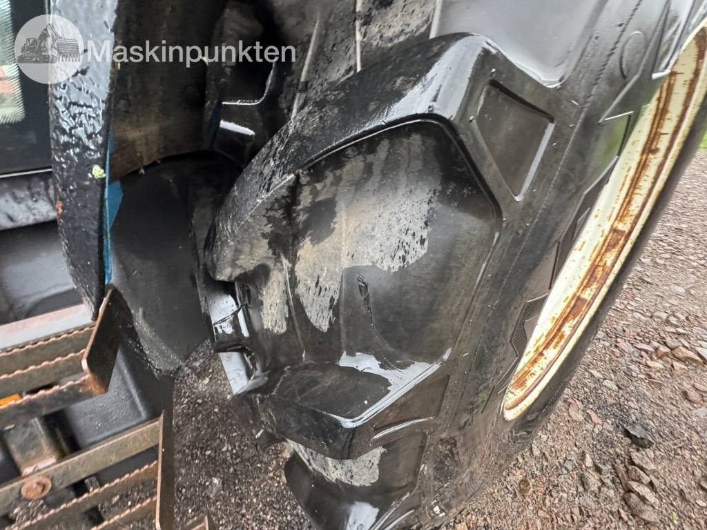 New Holland 8560 - 拖拉机:图4 New Holland 8560 - 拖拉机:图4