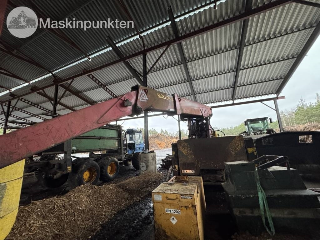 Scania P 124 G med Timberman - 木材运输车:图5 Scania P 124 G med Timberman - 木材运输车:图5