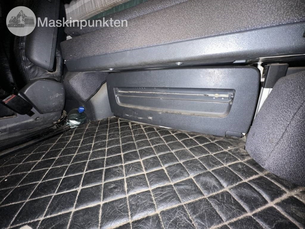 牵引车 Scania R 560 gödseltrailer:图27 牵引车 Scania R 560 gödseltrailer:图27