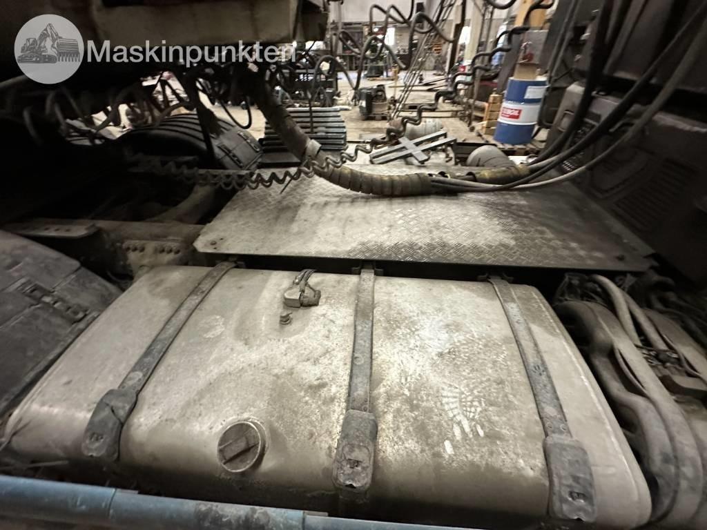 牵引车 Scania R 560 gödseltrailer:图44 牵引车 Scania R 560 gödseltrailer:图44