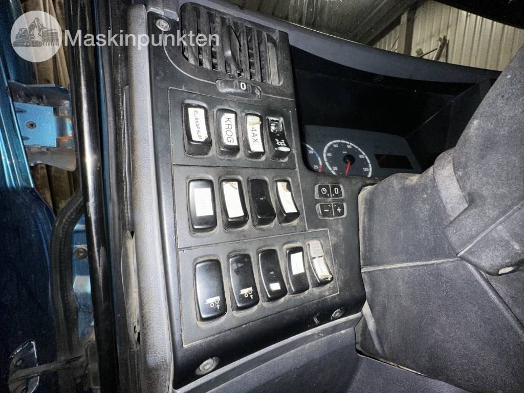 牵引车 Scania R 560 gödseltrailer:图24 牵引车 Scania R 560 gödseltrailer:图24