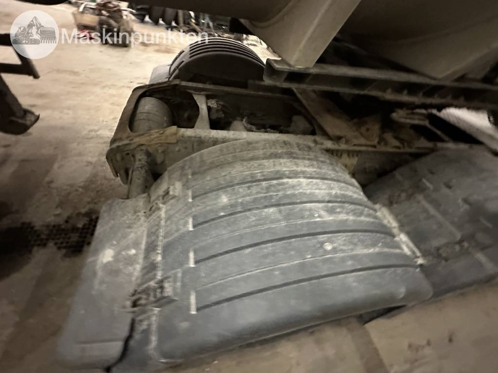 牵引车 Scania R 560 gödseltrailer:图48 牵引车 Scania R 560 gödseltrailer:图48