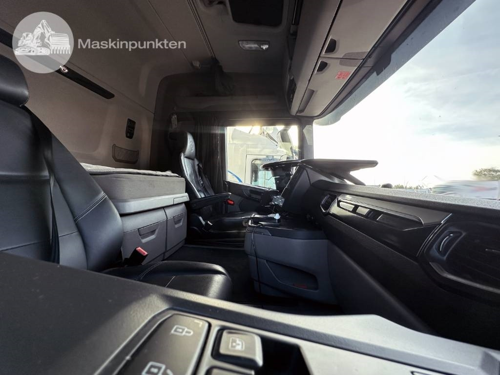 厢式卡车 Scania R 580:图24 厢式卡车 Scania R 580:图24