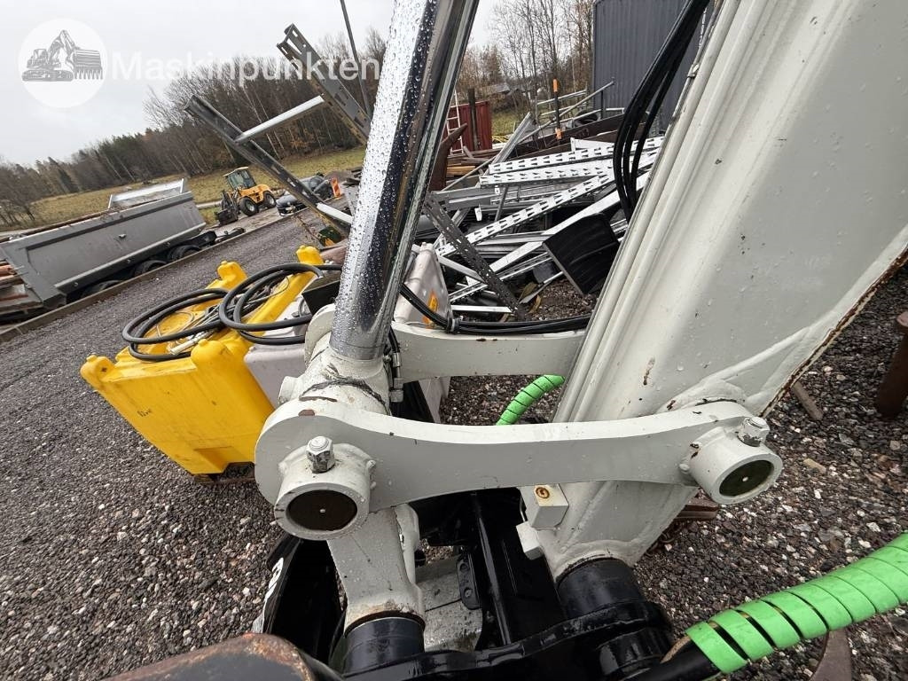 履带式挖掘机 Takeuchi TB 370:图32 履带式挖掘机 Takeuchi TB 370:图32