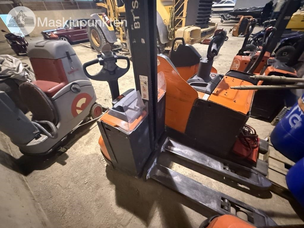 Toyota BT SWE 80 L - 电动叉车:图4 Toyota BT SWE 80 L - 电动叉车:图4