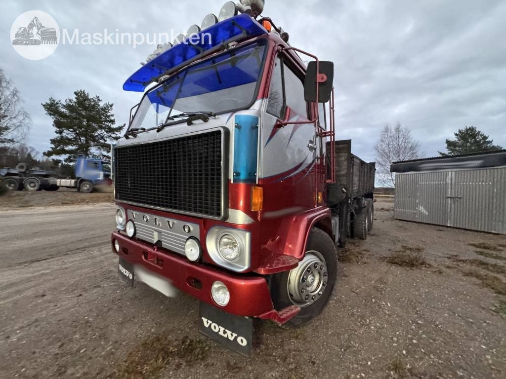 Volvo F 89-42  - 翻斗车:图1 Volvo F 89-42  - 翻斗车:图1