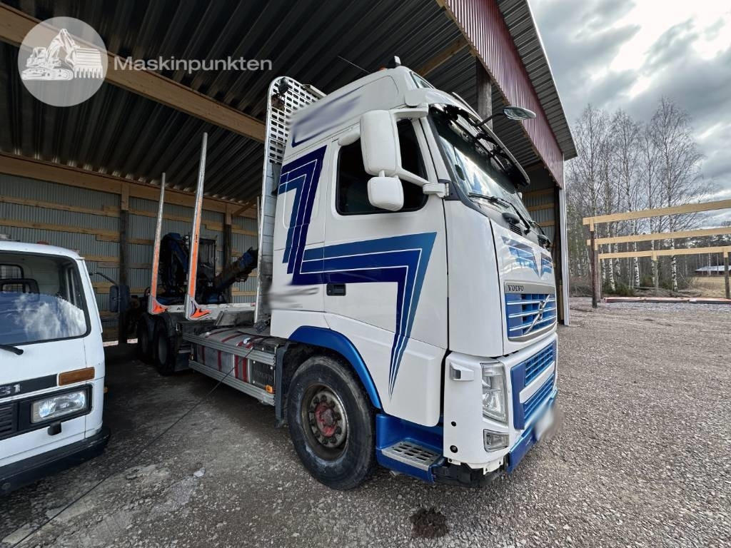 Volvo FH 12 540 - 木材运输车:图1 Volvo FH 12 540 - 木材运输车:图1