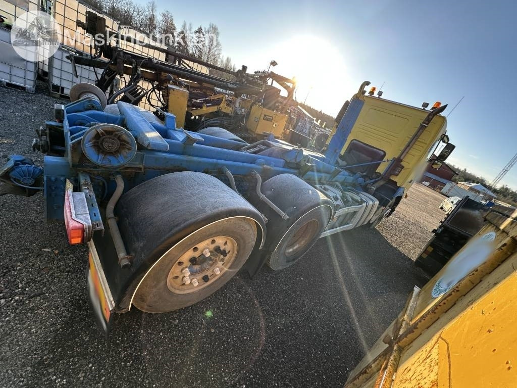 Volvo FH 12 - 吊钩升降车:图4 Volvo FH 12 - 吊钩升降车:图4