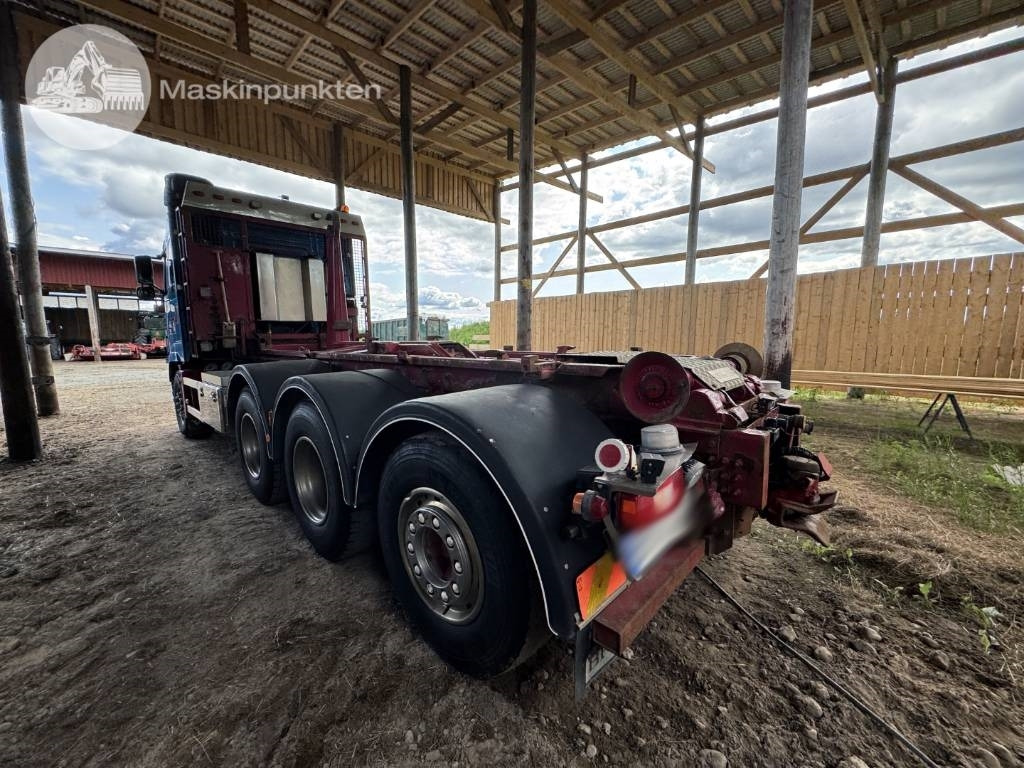Volvo FH 16 550 - 吊钩升降车:图2 Volvo FH 16 550 - 吊钩升降车:图2