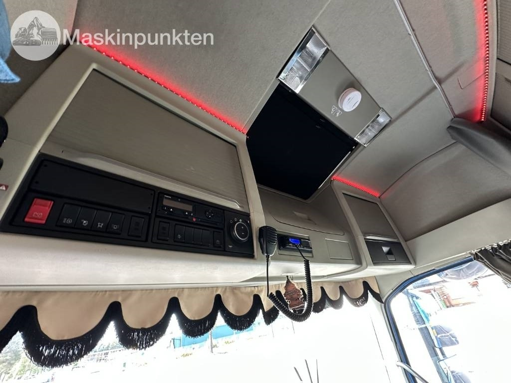 栏板式/ 平板卡车, 起重车 Volvo FH 16 750：图19
