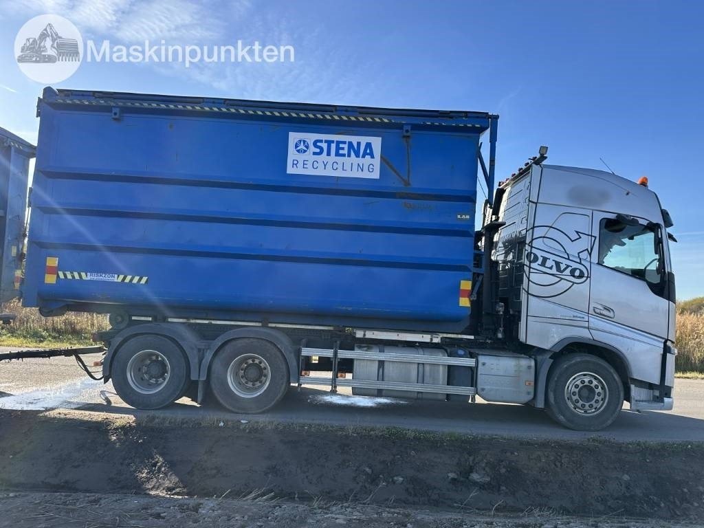 Volvo FH 6*2  - 吊钩升降车:图4 Volvo FH 6*2  - 吊钩升降车:图4